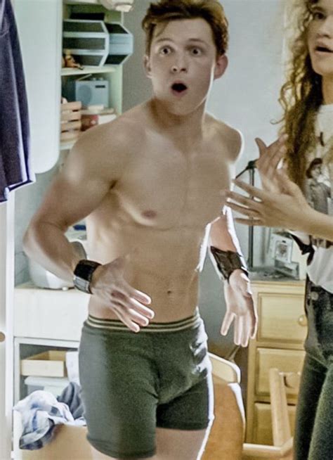 25-year-old handsome Tom Holland has already starred in many nude and sex scenes. You will definitely be in awe of his huge bulge in tight boxers, which he flaunted in the movies. In addition, this actor also performed very convincingly in the sex scene with the girls.